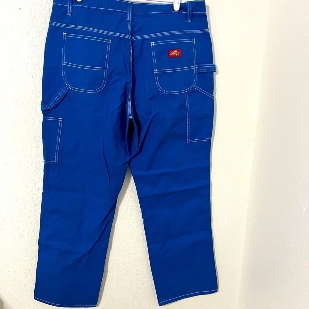 Dickies questions leave